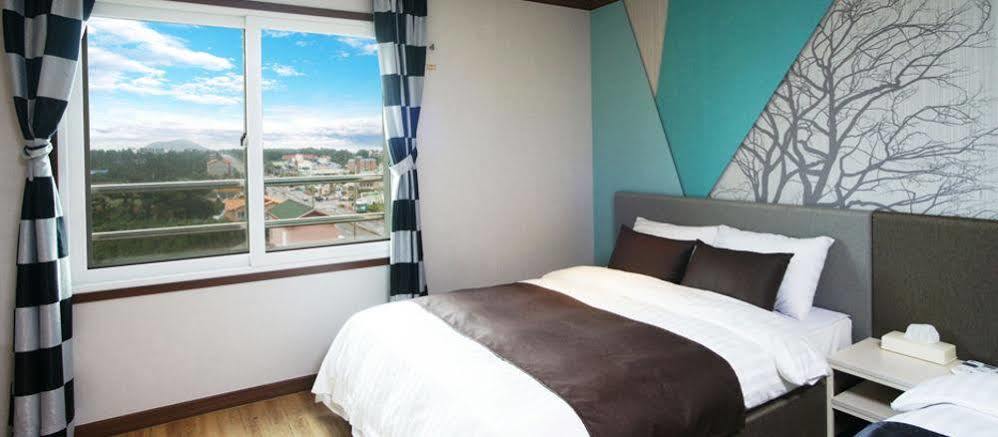 Seongsan Aqua Beach Hotel Seogwipo Exteriör bild